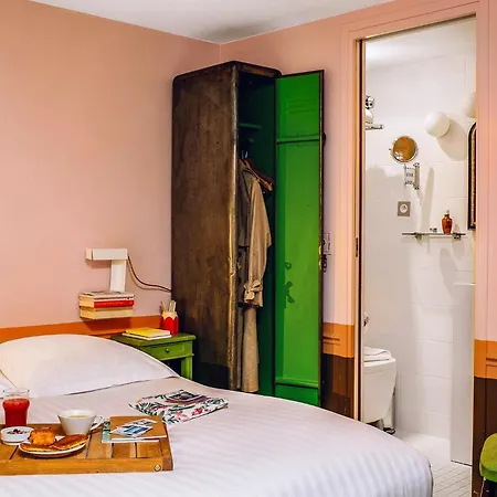 فندق Crayon باريس