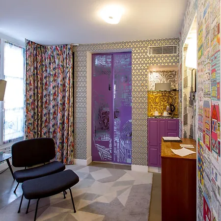 Hotel Crayon 3*