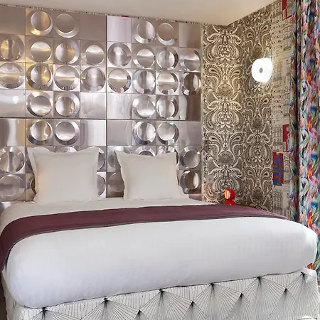 Hotel Crayon 3*