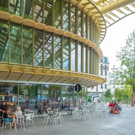 Crayon 3* Paris