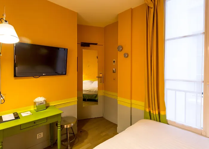 Hotel Crayon By Elegancia 3*