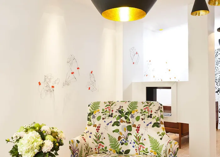 Hotel Crayon By Elegancia 3*